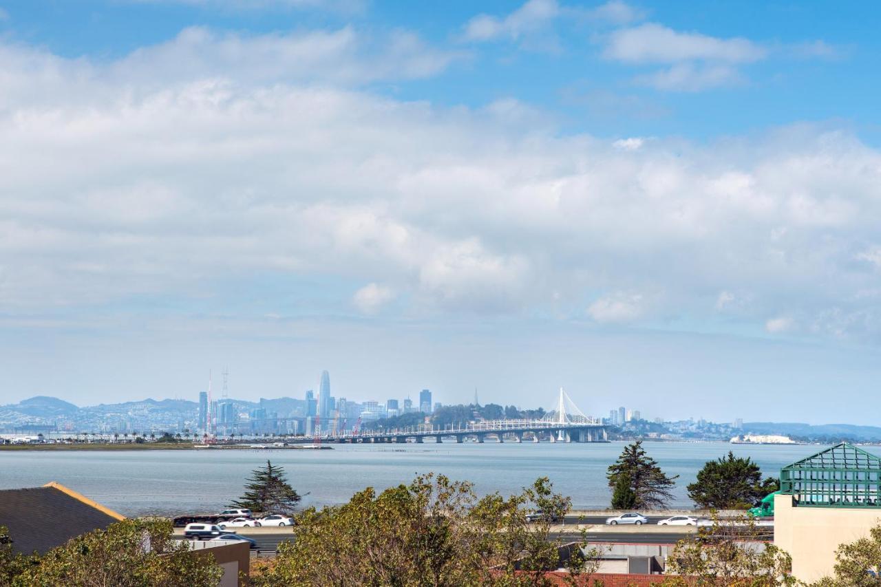 Four Points By Sheraton - San Francisco Bay Bridge Emeryville Bagian luar foto