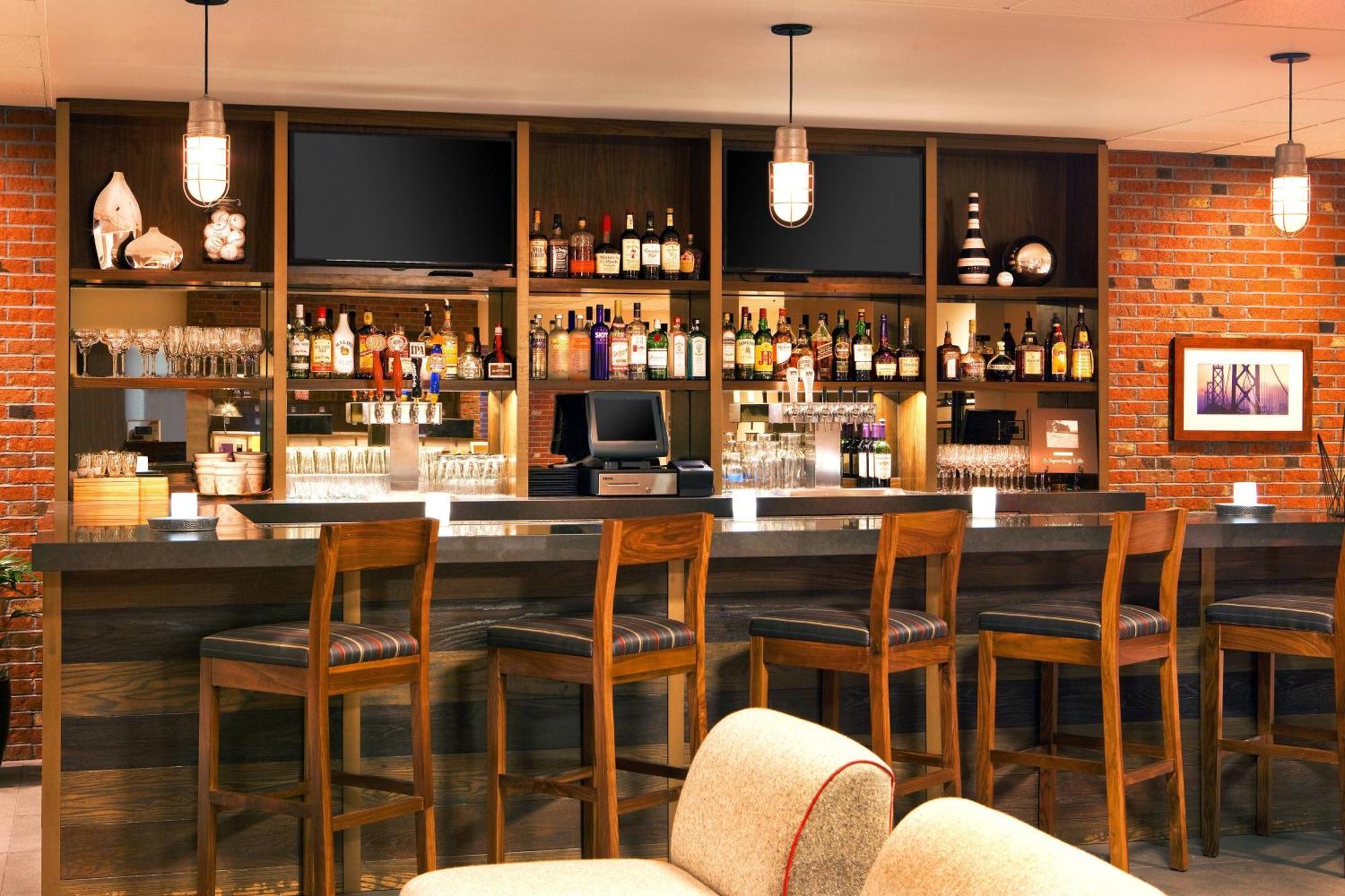Four Points By Sheraton - San Francisco Bay Bridge Emeryville Bagian luar foto