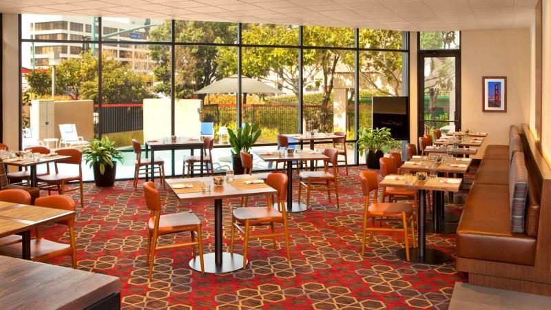 Four Points By Sheraton - San Francisco Bay Bridge Emeryville Bagian luar foto