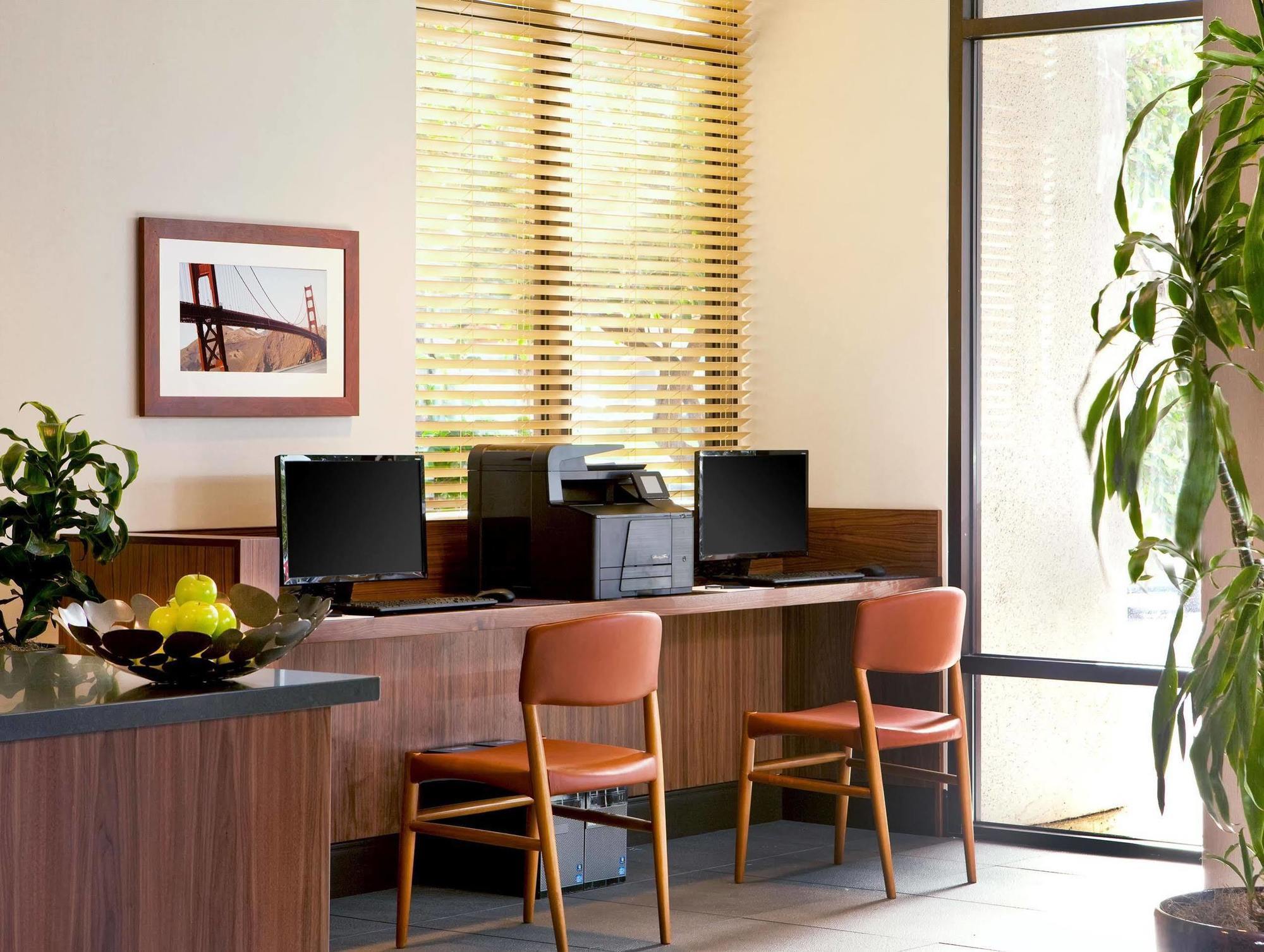 Four Points By Sheraton - San Francisco Bay Bridge Emeryville Bagian luar foto