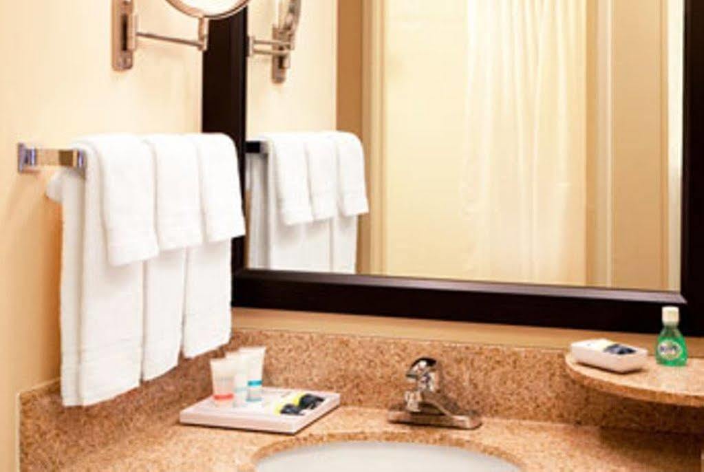 Four Points By Sheraton - San Francisco Bay Bridge Emeryville Bagian luar foto